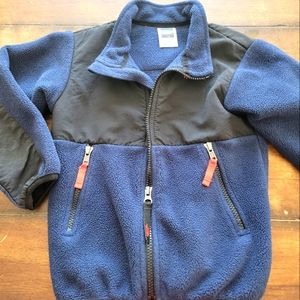 Kid's size 4T The North face fleece jacket